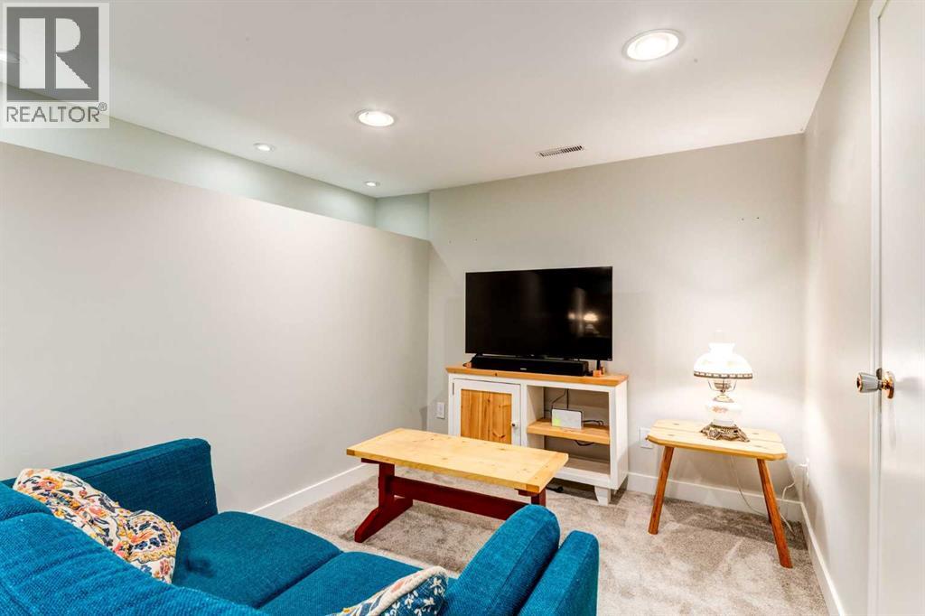 Single Family House Bungalow for Sale in   Avenue NW Bowness Calgary 