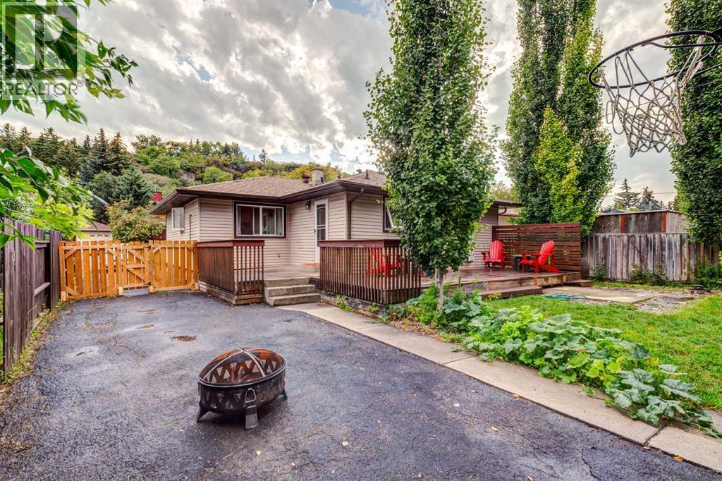 Single Family House Bungalow for Sale in   Avenue NW Bowness Calgary 