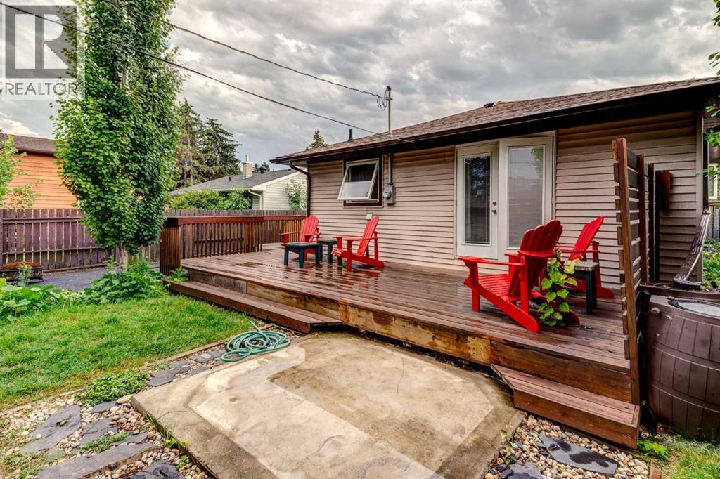 Single Family House Bungalow for Sale in   Avenue NW Bowness Calgary 