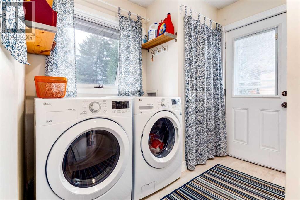 Single Family House Bungalow for Sale in   Avenue NW Bowness Calgary 