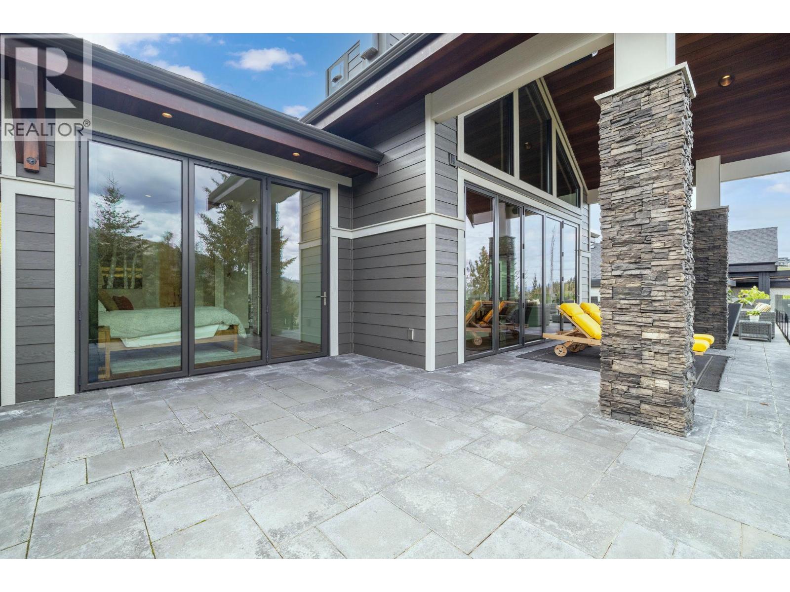  920 Stockley Street, Kelowna