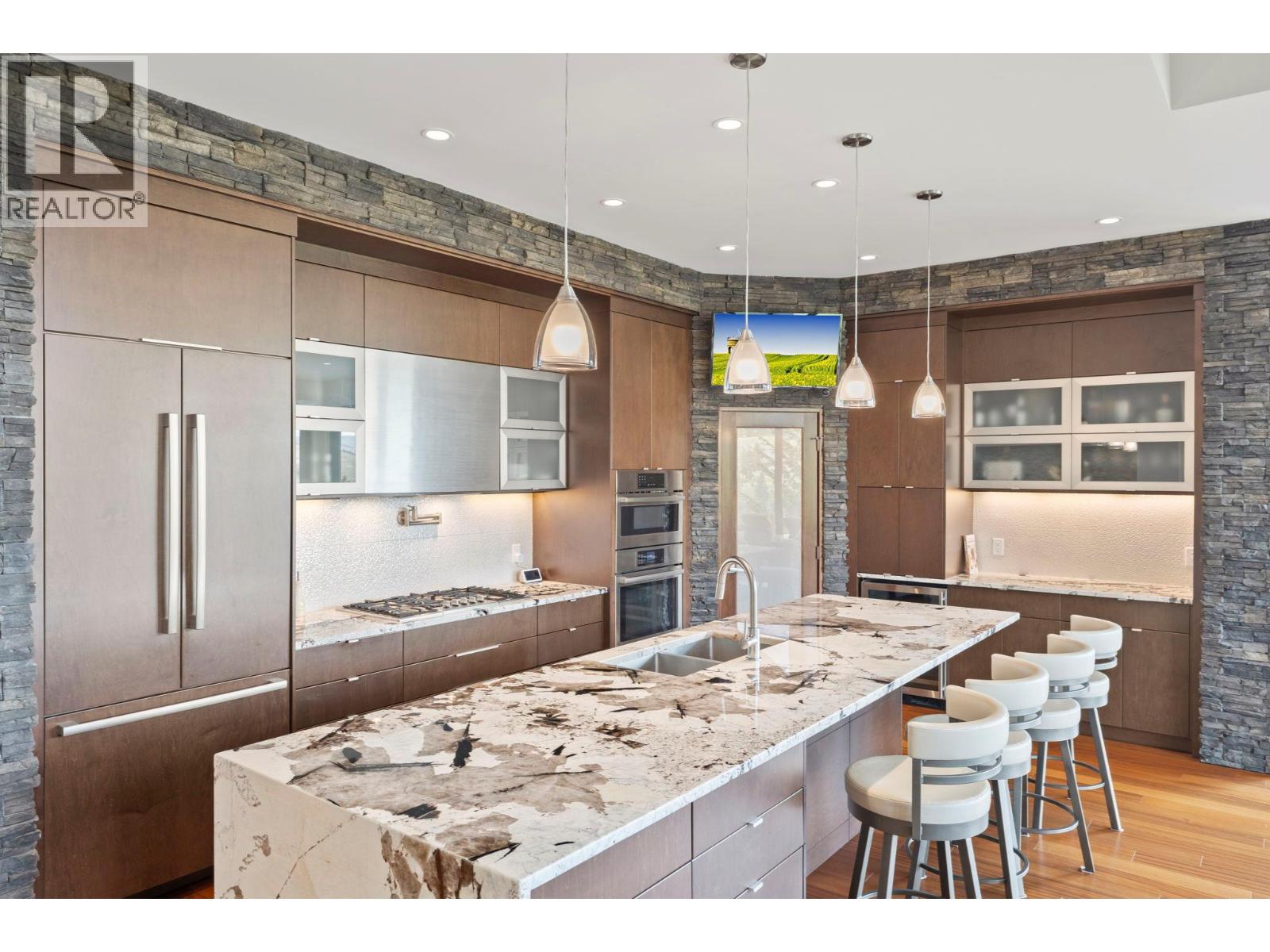  920 Stockley Street, Kelowna