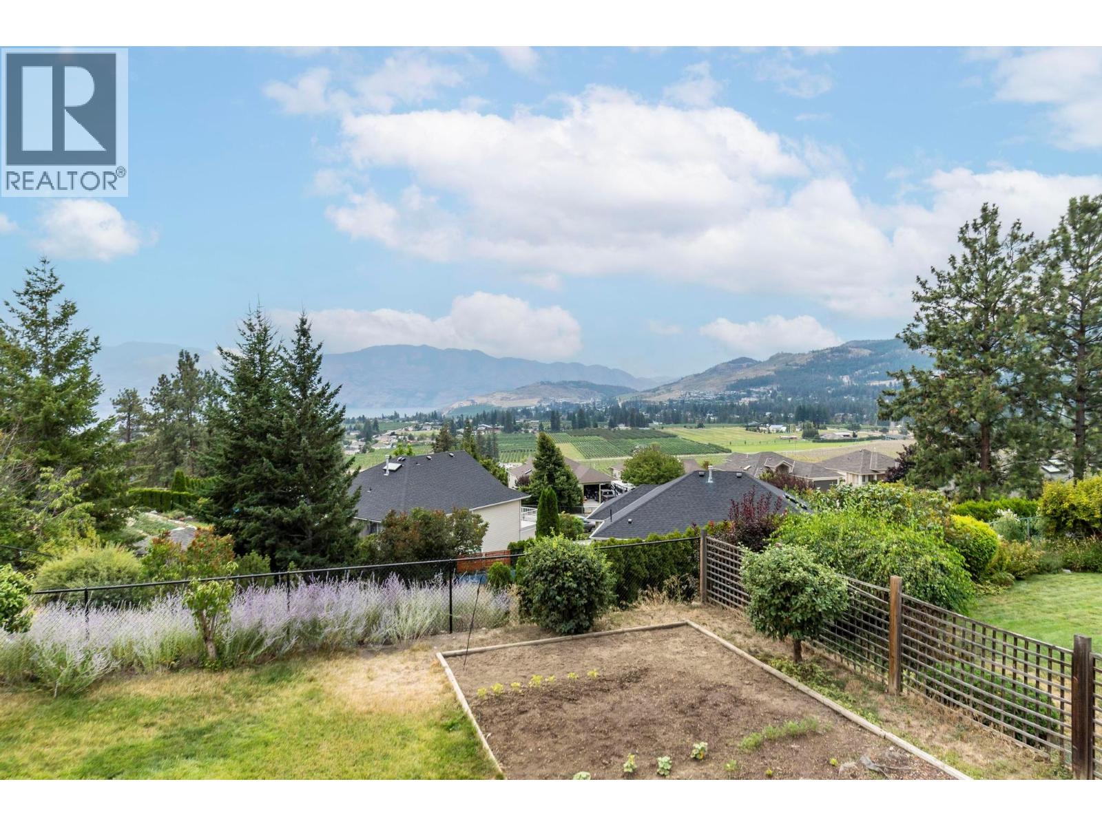  2805 Doucette Drive, West Kelowna
