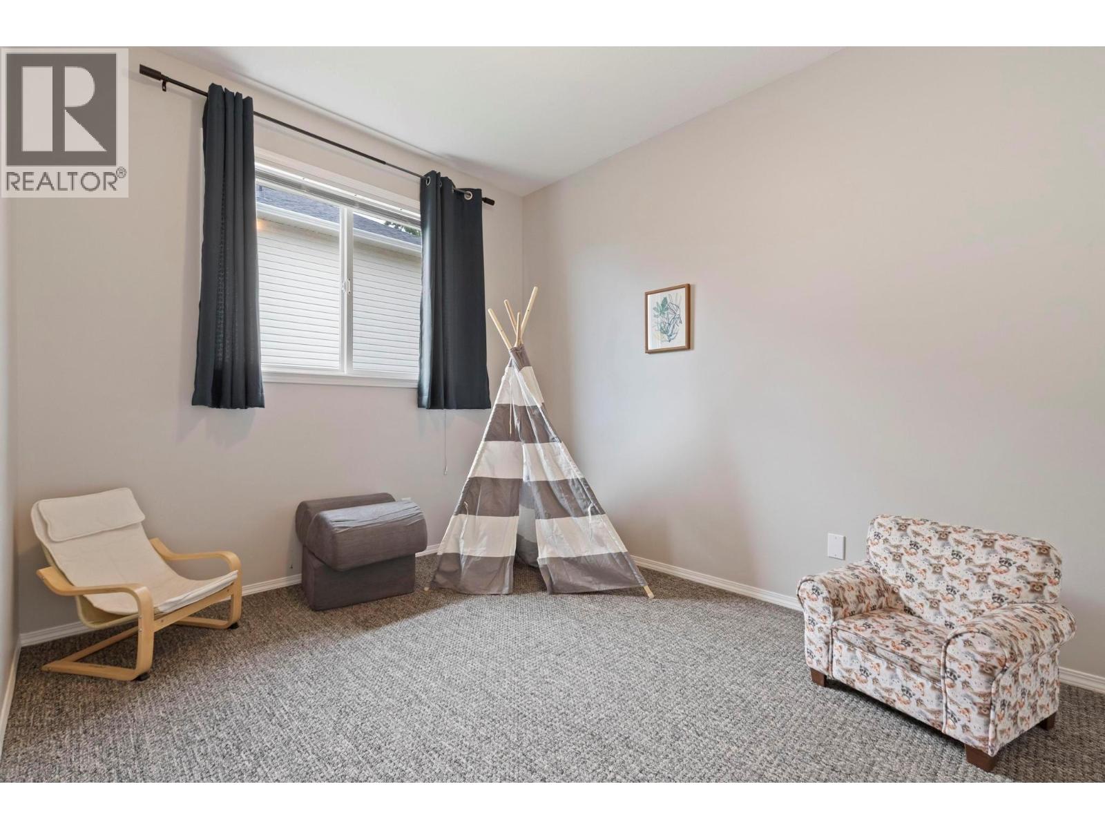  2805 Doucette Drive, West Kelowna