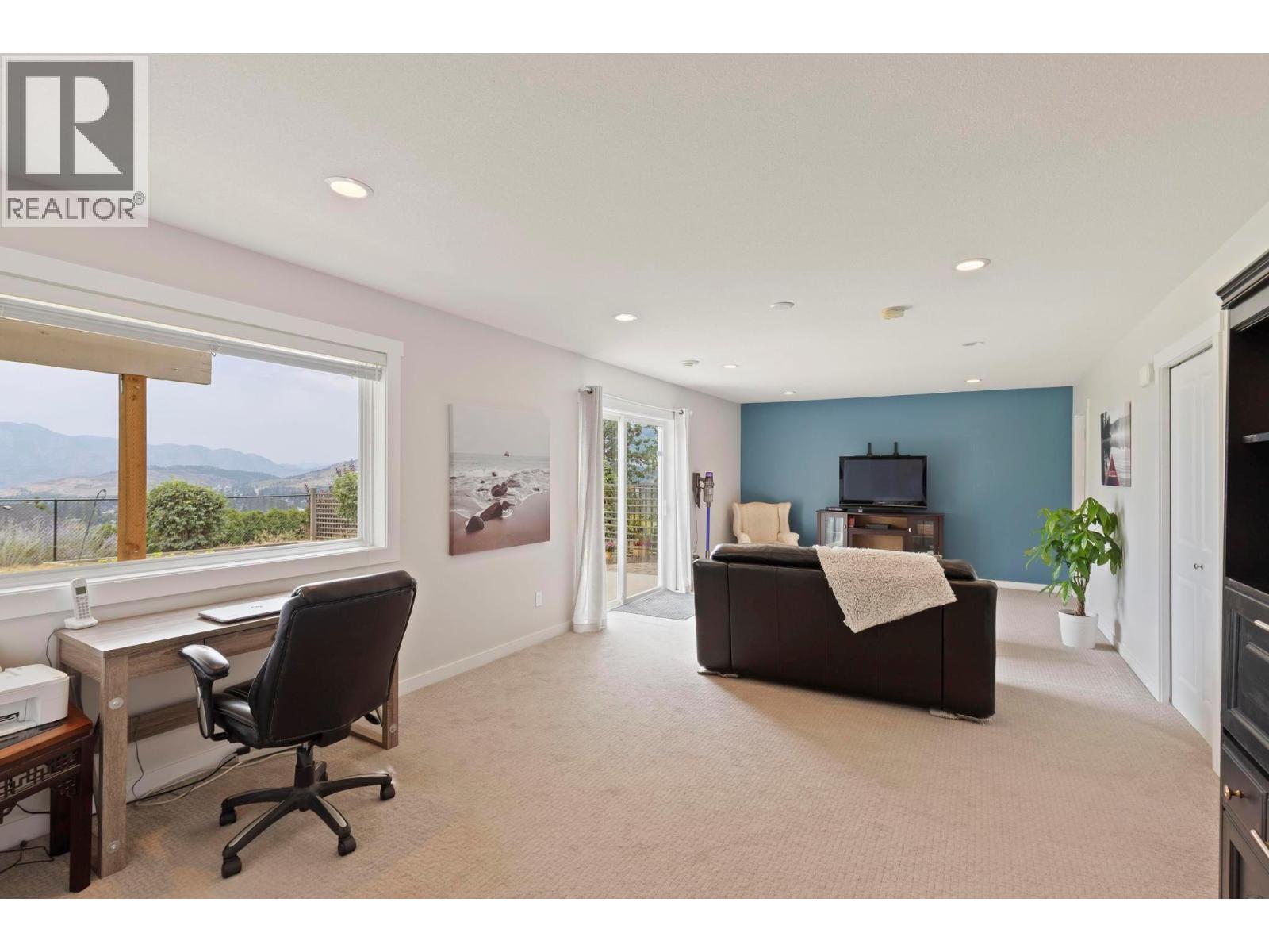  2805 Doucette Drive, West Kelowna