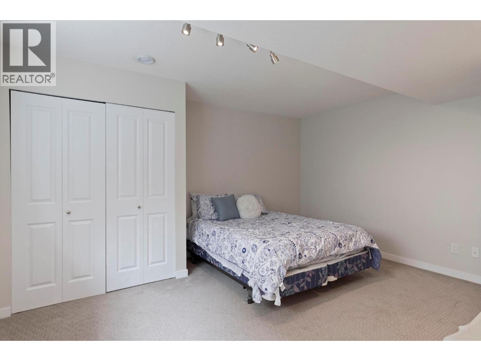  2805 Doucette Drive, West Kelowna