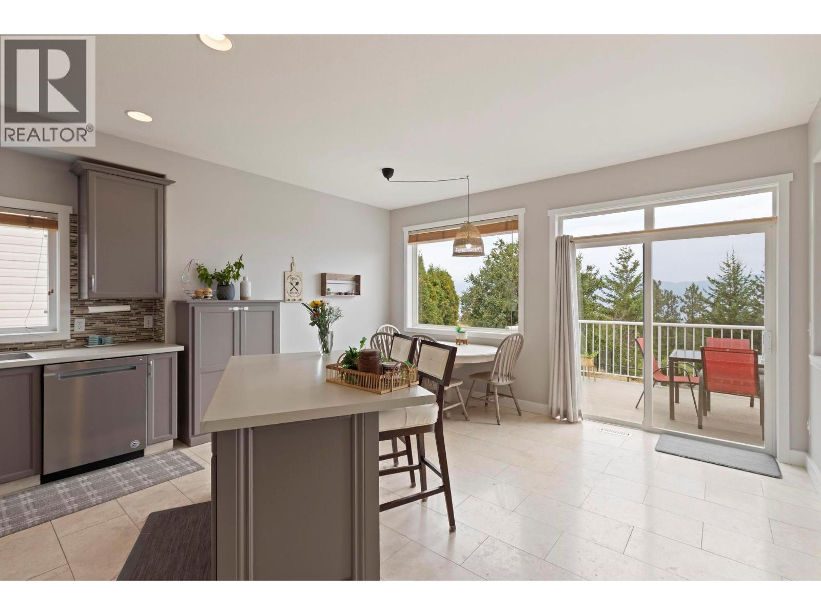  2805 Doucette Drive, West Kelowna