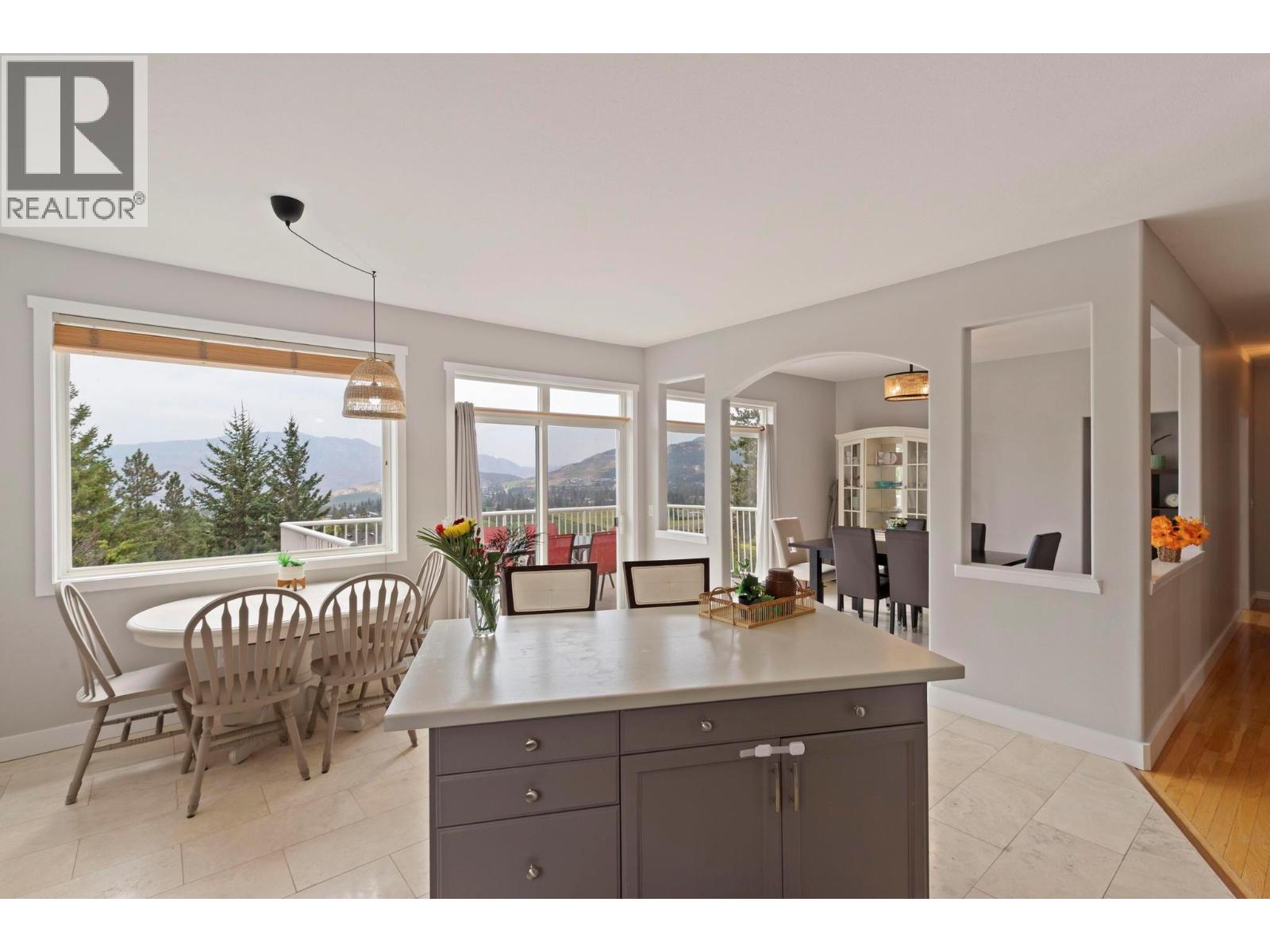  2805 Doucette Drive, West Kelowna