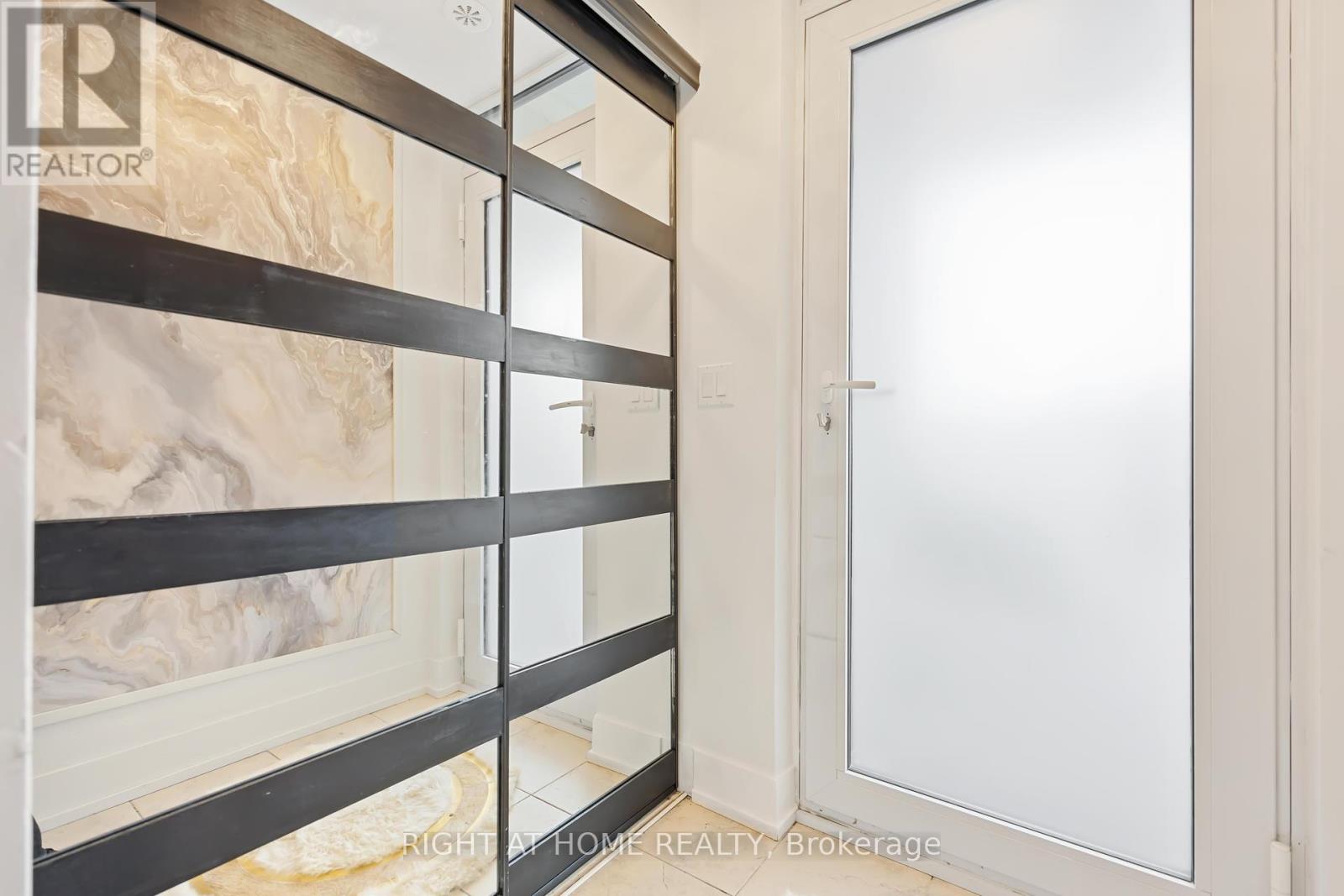Photo 3 of Th 8 1245 Bayly Street, Pickering ON