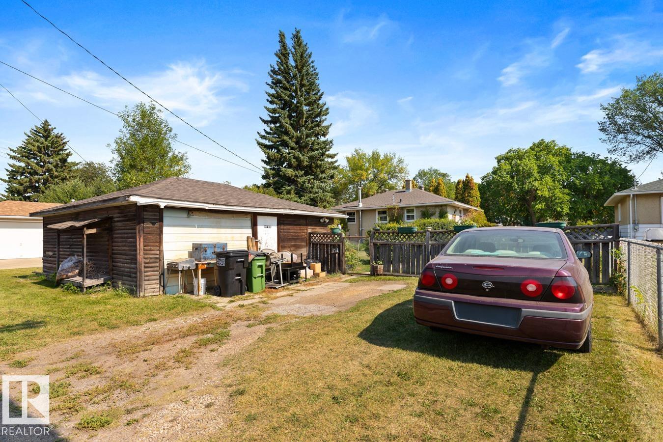 Photo 33 of 12346 129 St Nw, Edmonton AB