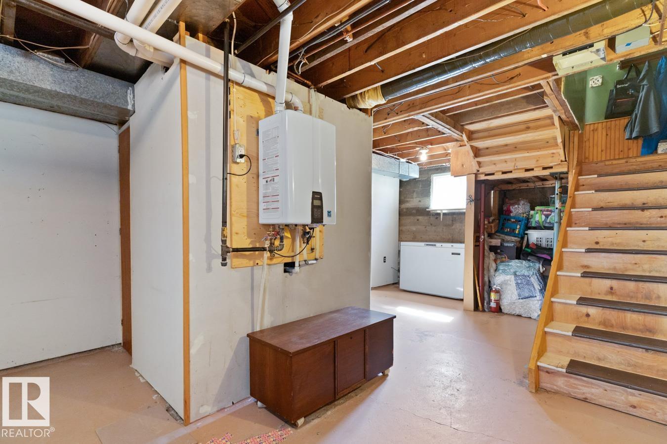 Photo 18 of 12346 129 St Nw, Edmonton AB