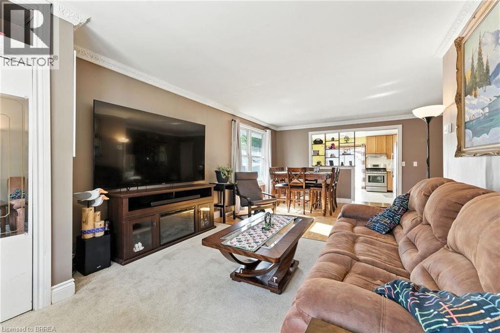Photo 6 of 28 Baldwin Avenue, Brantford ON