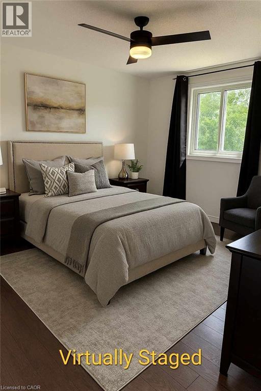 Photo 19 of 54 Merritt Crescent, Grimsby ON