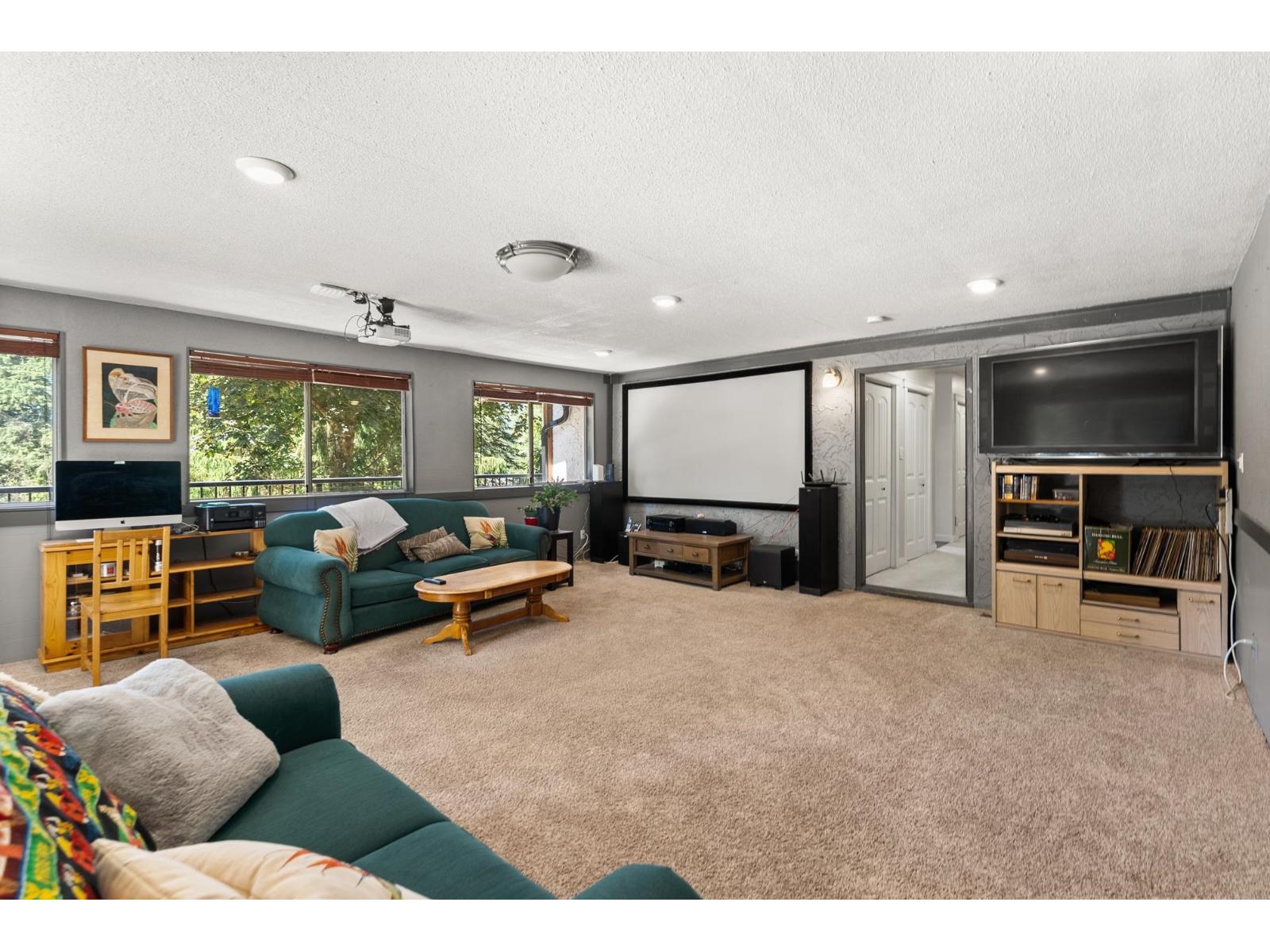 Photo 24 of 194 Clovermeadow Crescent, Langley BC
