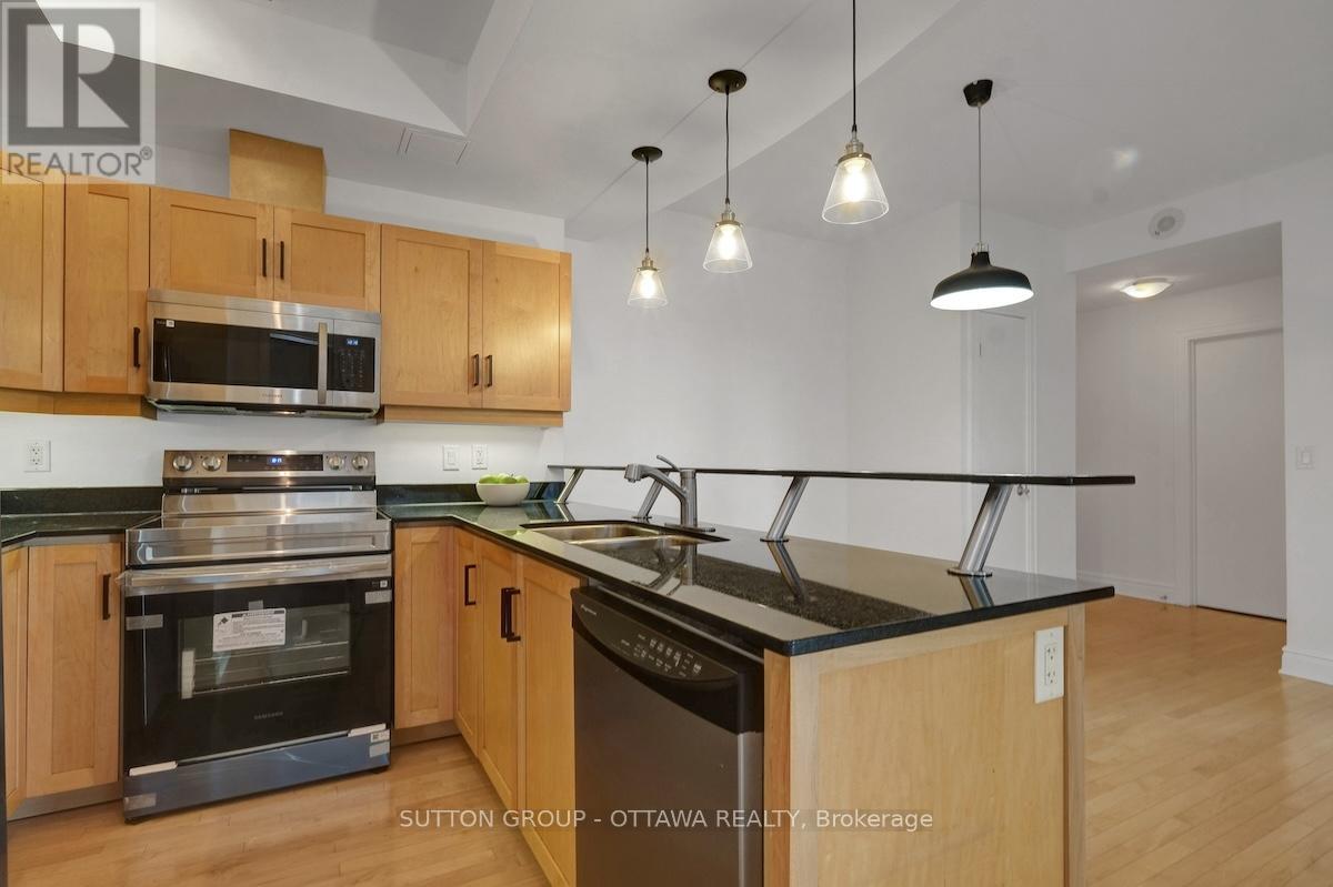 Photo 14 of 802 95 Bronson Avenue, Ottawa ON