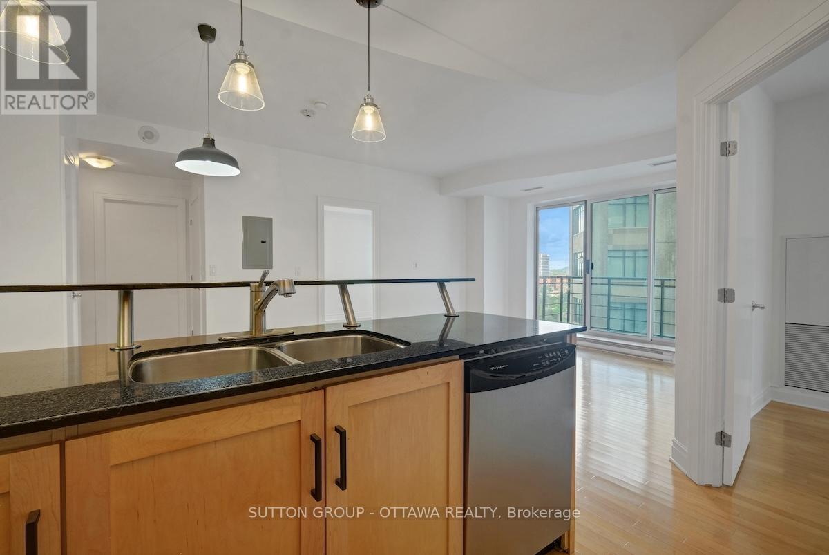 Photo 15 of 802 95 Bronson Avenue, Ottawa ON