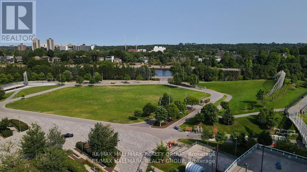 Photo 9 of 253 Fifth Avenue, Ottawa ON