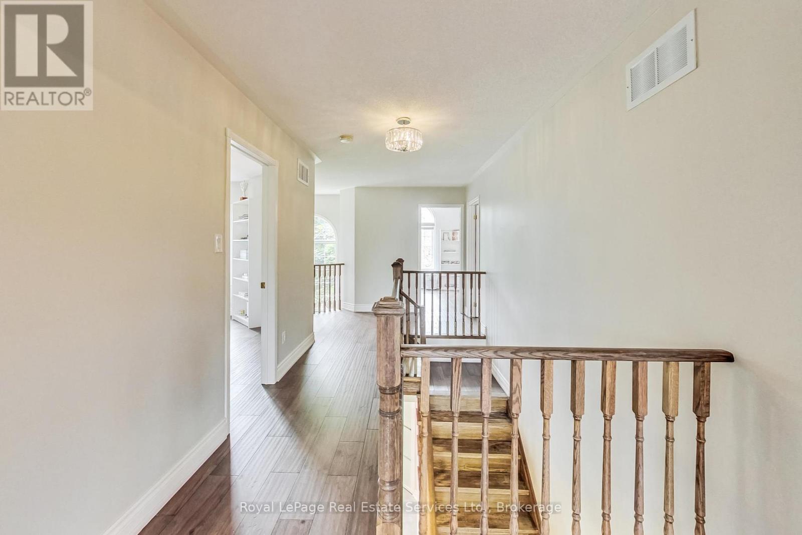 Photo 14 of 2373 Gladstone Avenue, Oakville ON