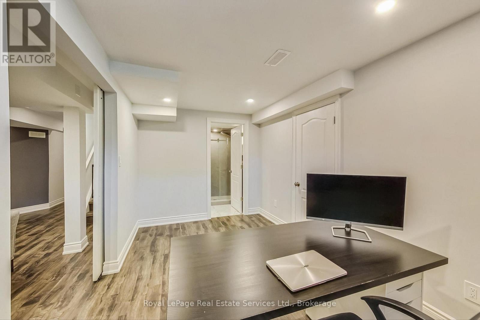 Photo 31 of 2373 Gladstone Avenue, Oakville ON