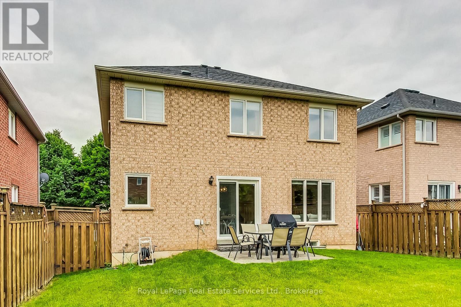 Photo 39 of 2373 Gladstone Avenue, Oakville ON