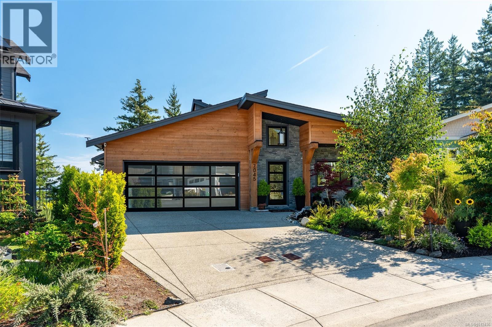 Photo 9 of 7045 Clarkson Pl, Sooke BC