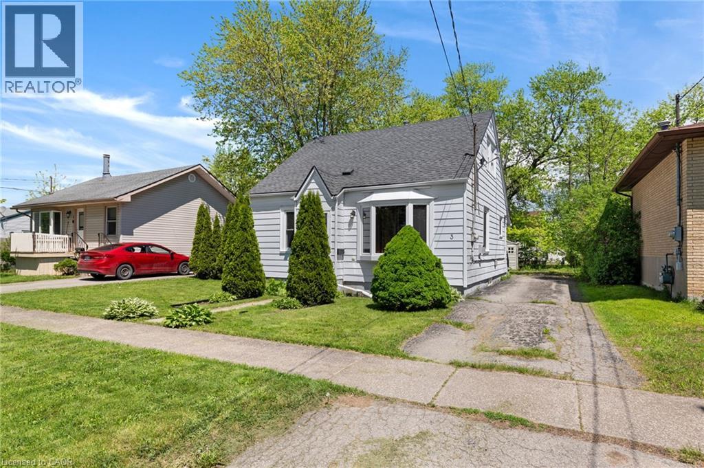 Photo 1 of 3 Phyllis Street, Fort Erie ON