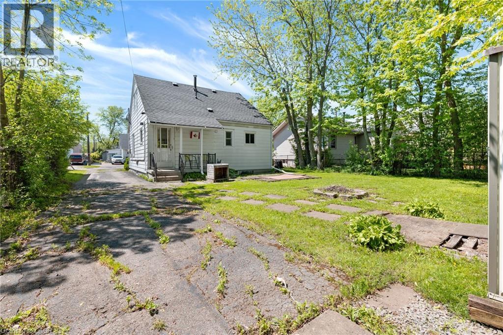 Photo 8 of 3 Phyllis Street, Fort Erie ON