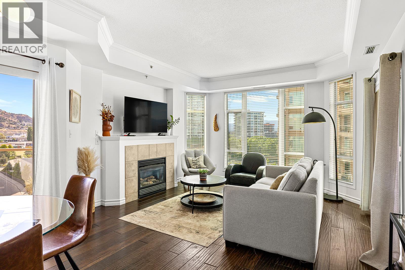 703 1128 Sunset Drive, Kelowna