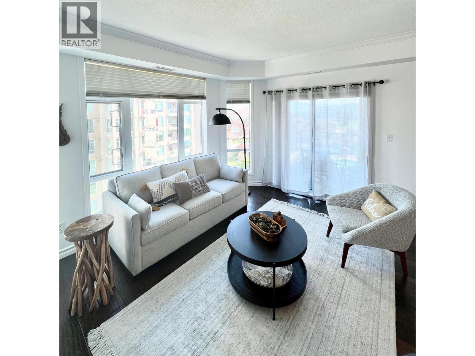 703 1128 Sunset Drive, Kelowna