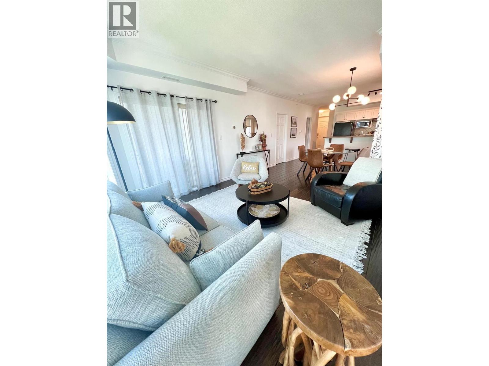 703 1128 Sunset Drive, Kelowna