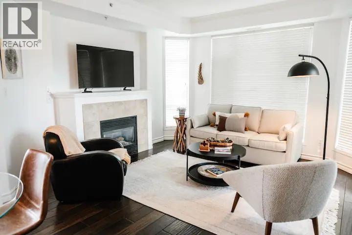 703 1128 Sunset Drive, Kelowna