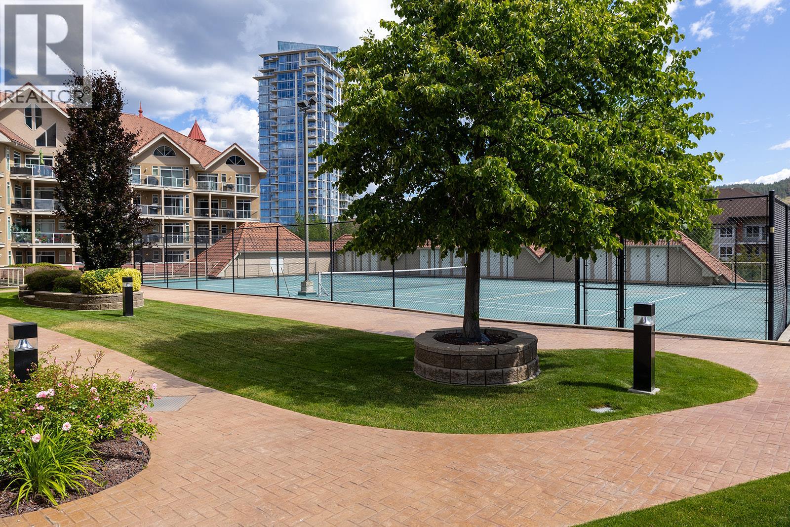 703 1128 Sunset Drive, Kelowna