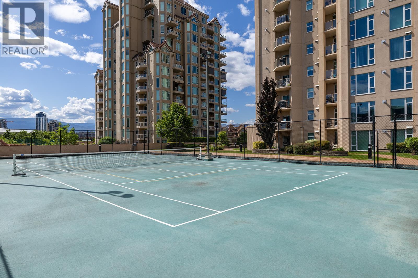 703 1128 Sunset Drive, Kelowna