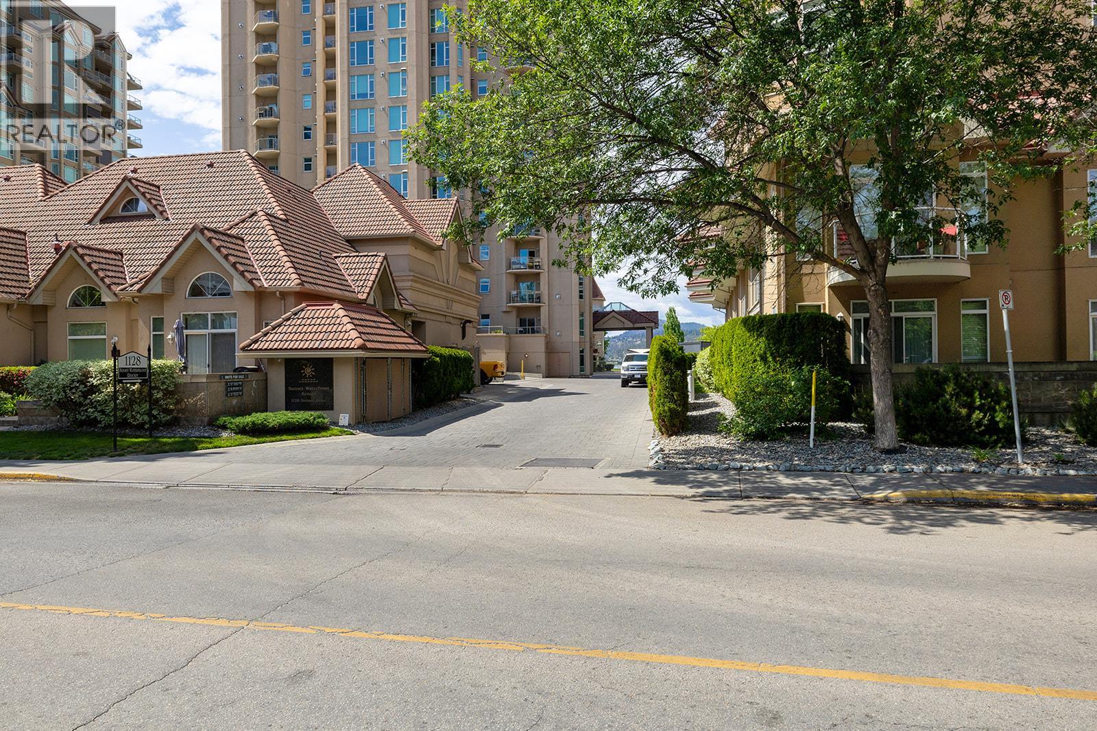 703 1128 Sunset Drive, Kelowna