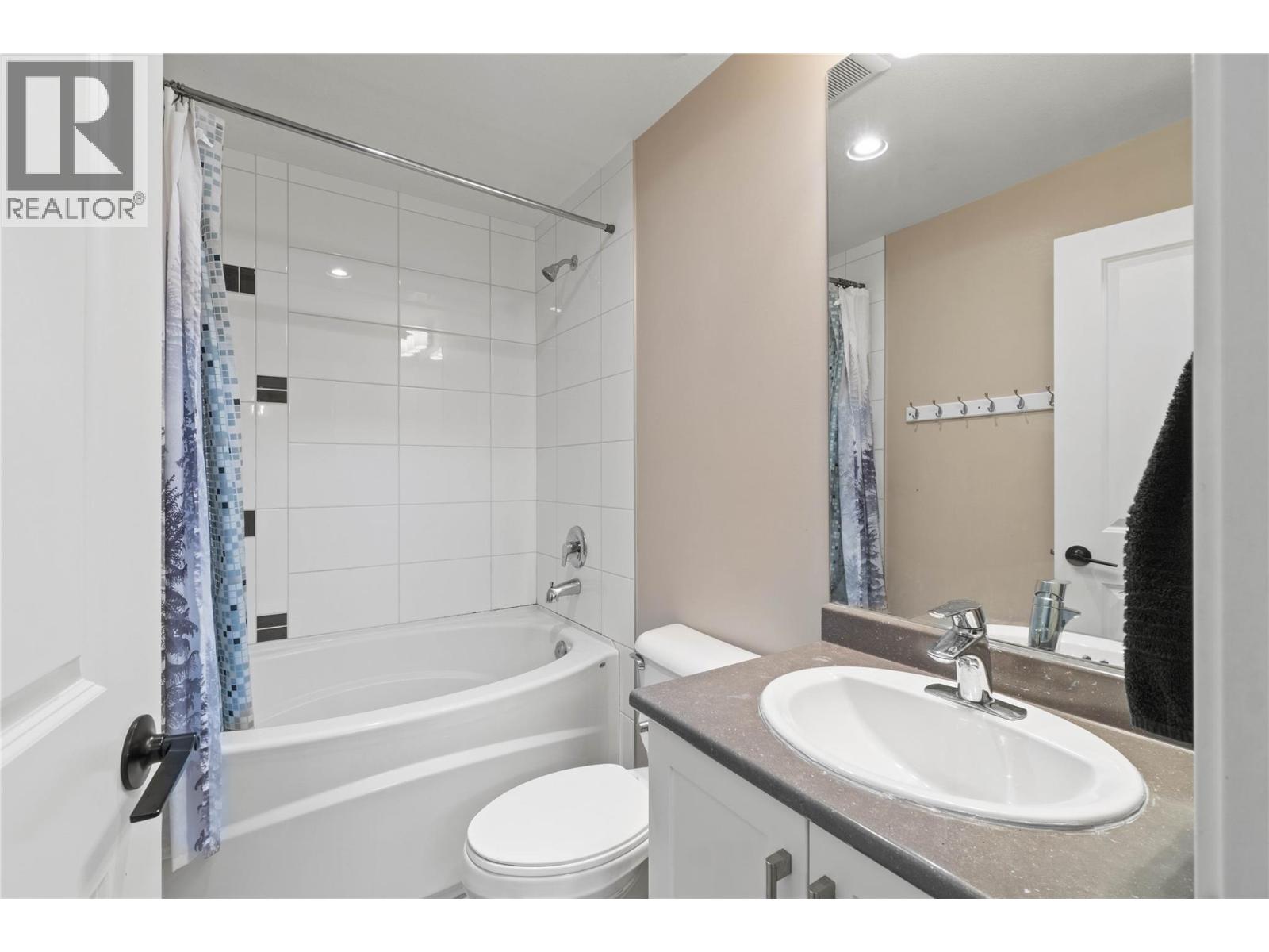 #21 2200 LINFIELD DRIVE - 24