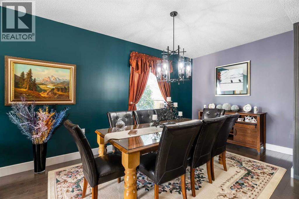 125 Whiteoak Garden, Fort McMurray
