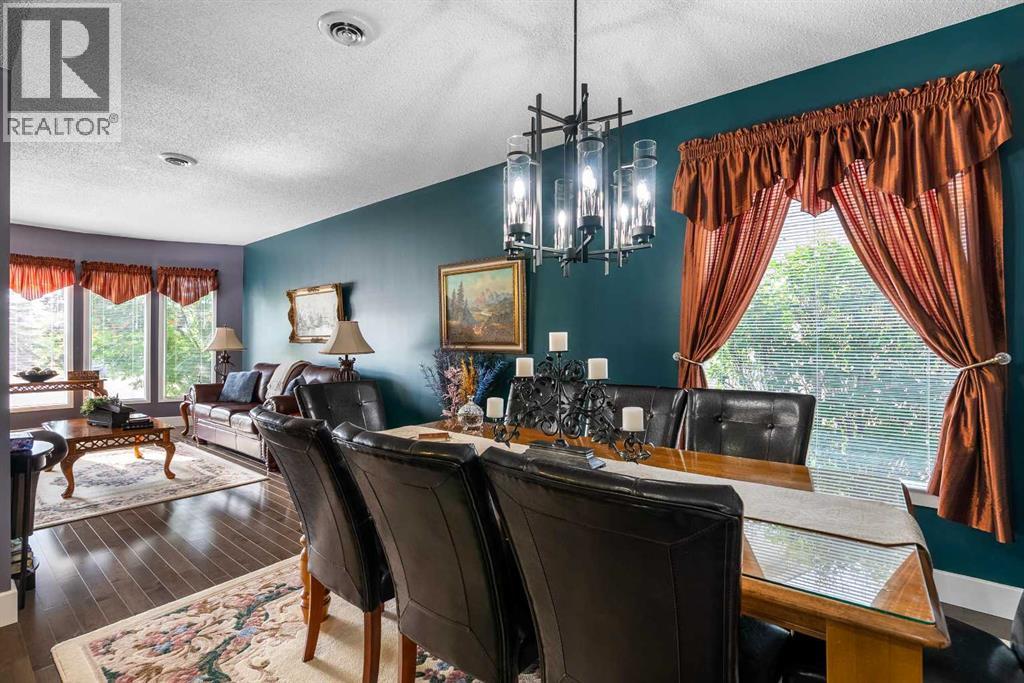 125 Whiteoak Garden, Fort McMurray
