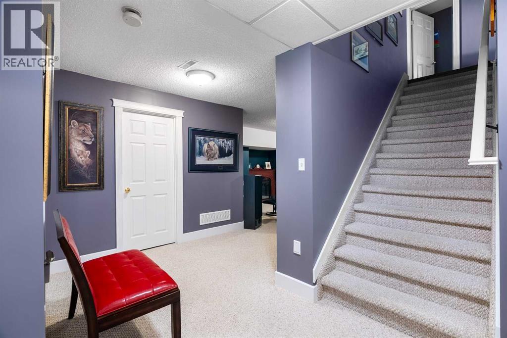 125 Whiteoak Garden, Fort McMurray
