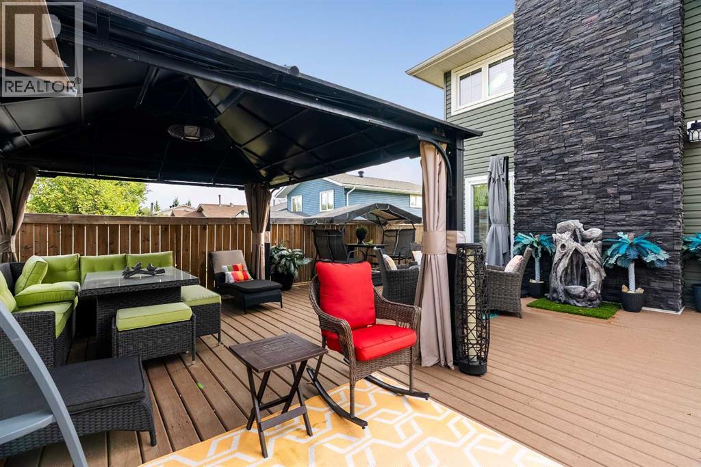 125 Whiteoak Garden, Fort McMurray