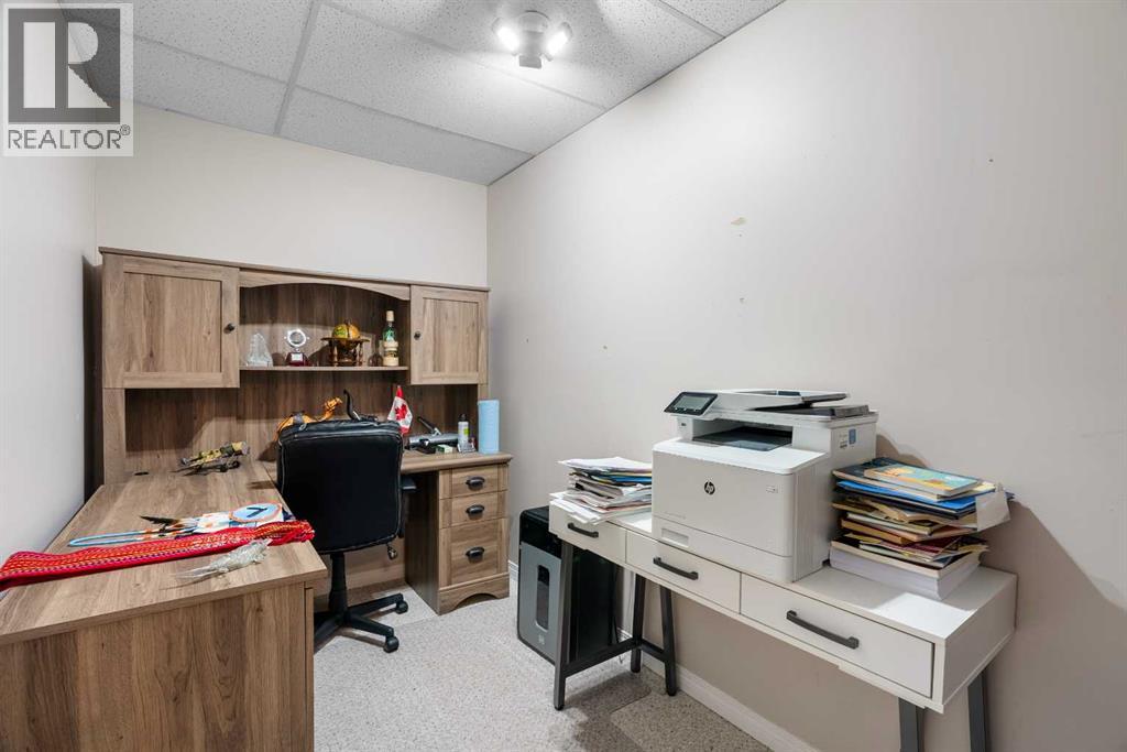 125 Whiteoak Garden, Fort McMurray