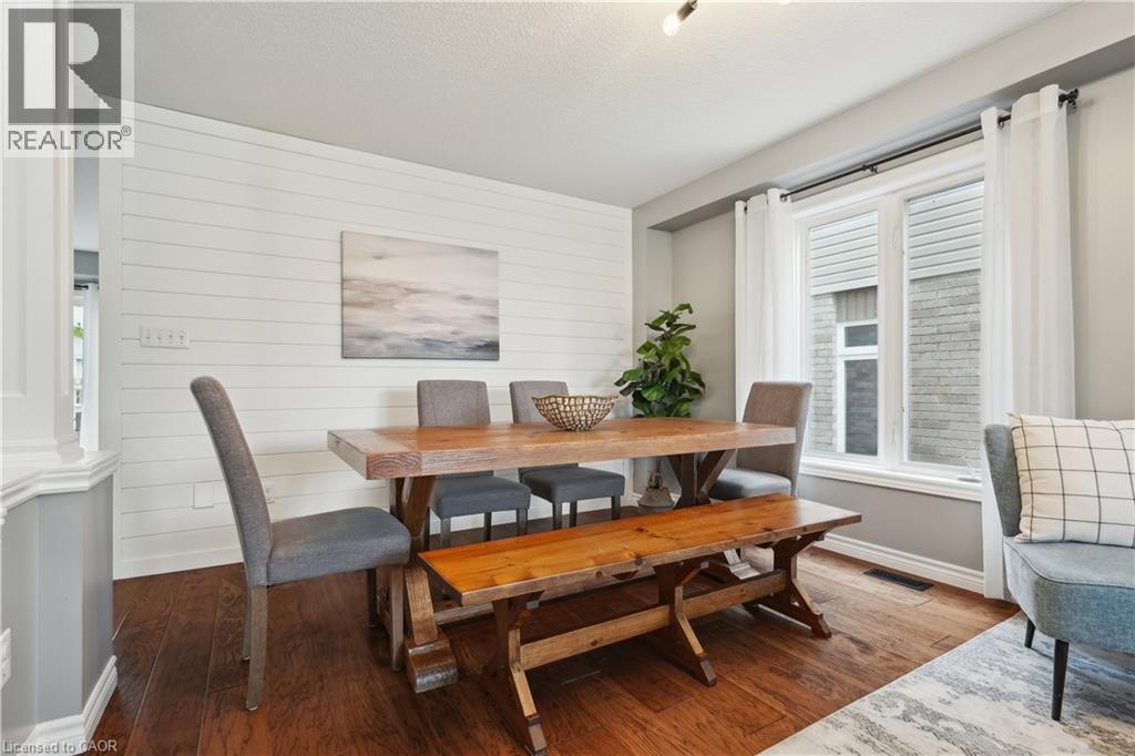 Photo 13 of 180 Coker Crescent Crescent, Rockwood ON