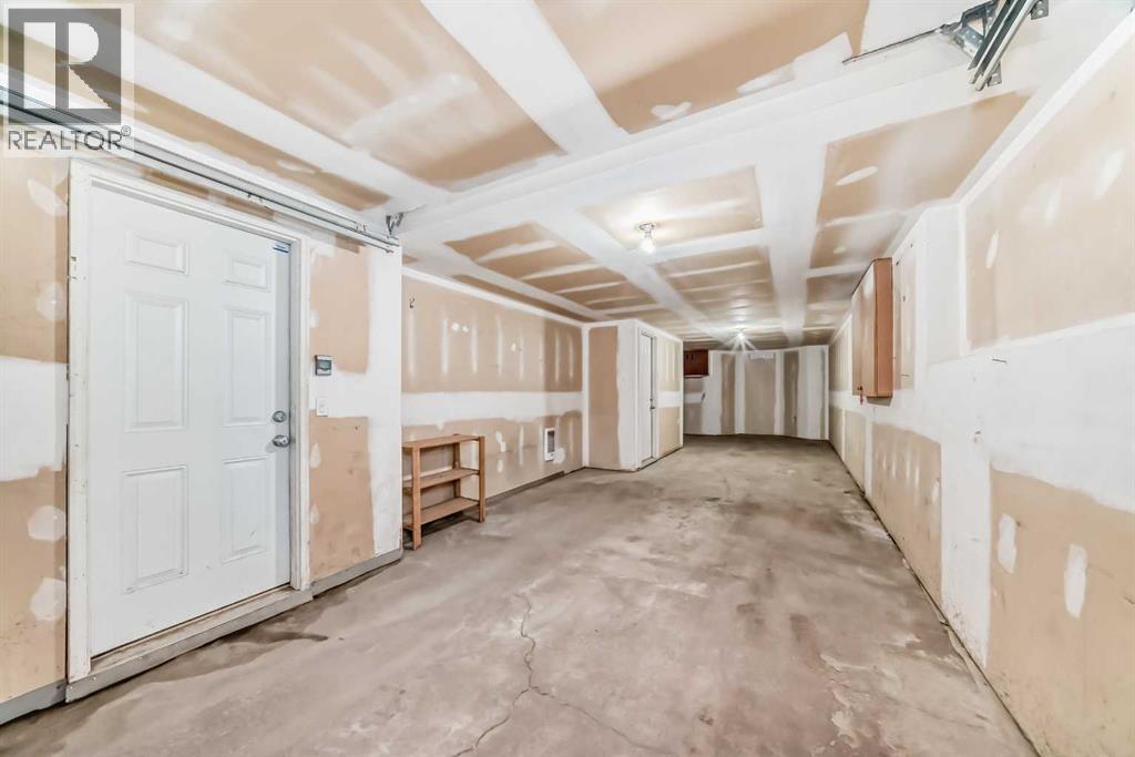 Photo 34 of 101 Indigo Lane, Chestermere AB
