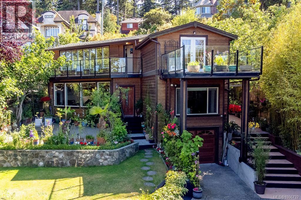 4572 Cordova Bay Rd, Saanich