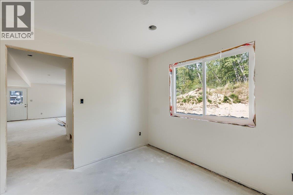 3728 TOBA Road, Castlegar