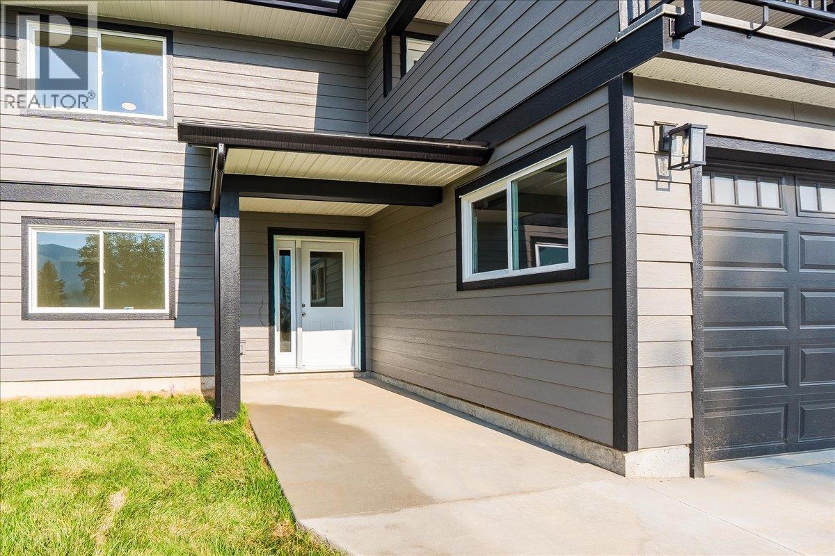 3728 TOBA Road, Castlegar