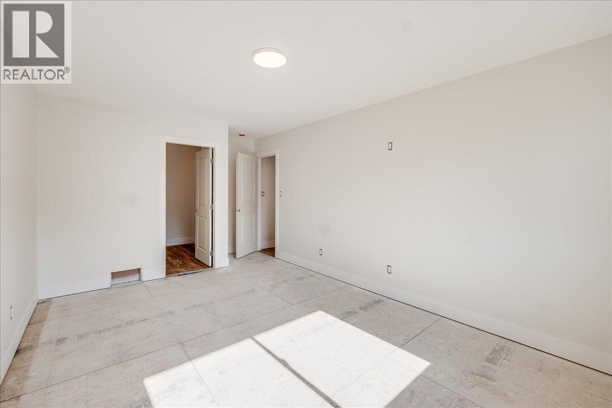 3728 TOBA Road, Castlegar