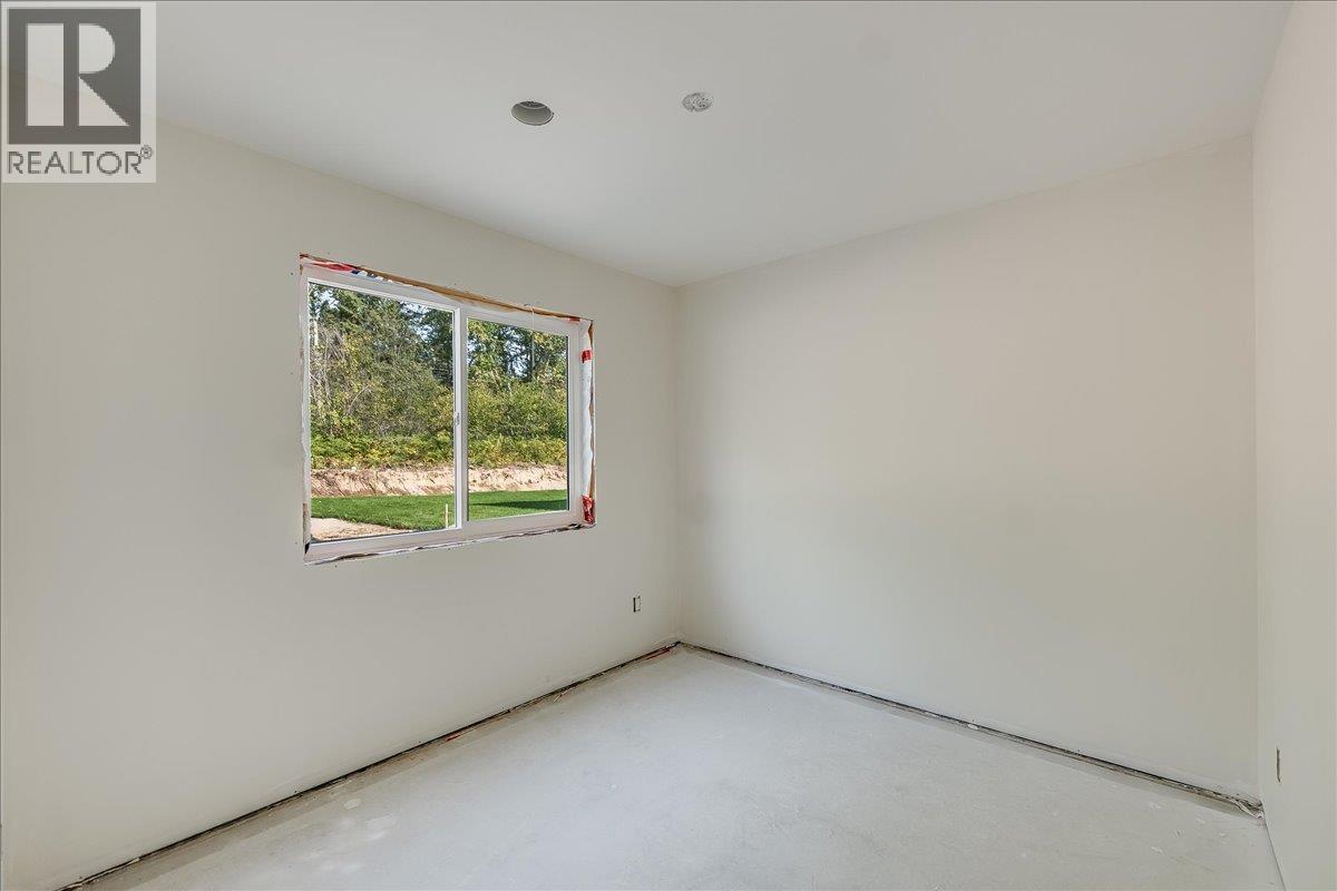 3728 TOBA Road, Castlegar