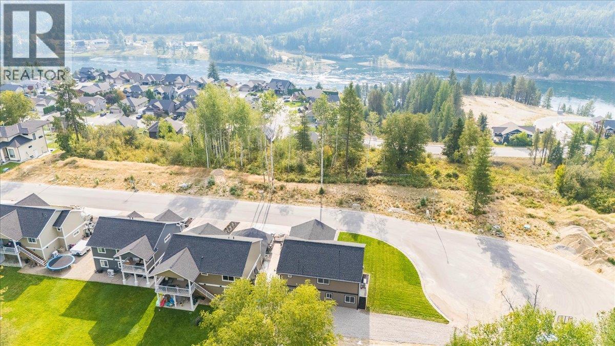 3728 TOBA Road, Castlegar