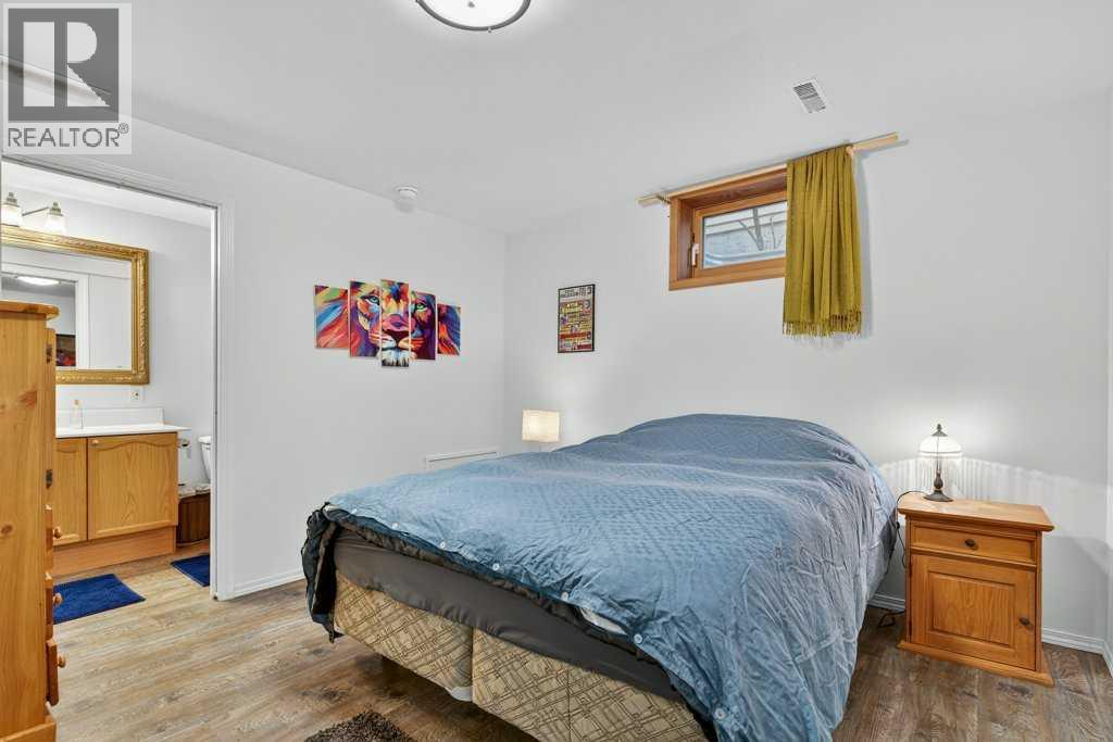 Photo 29 of 7 Strathearn Rise Sw, Calgary AB