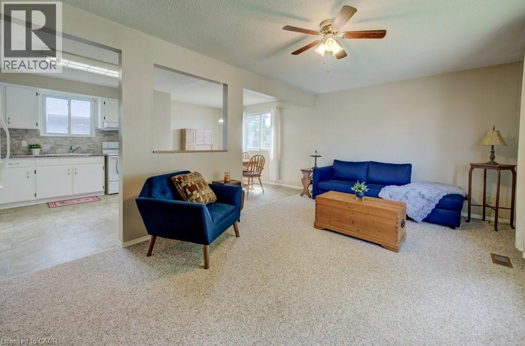 Photo 10 of 410 Louise Avenue N, Listowel ON
